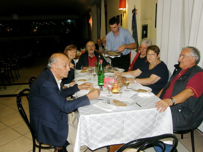 3° raduno a Roma - 23-25 settembre 2013 - 1° giorno - foto___005 - Cena a Fraterna Domus